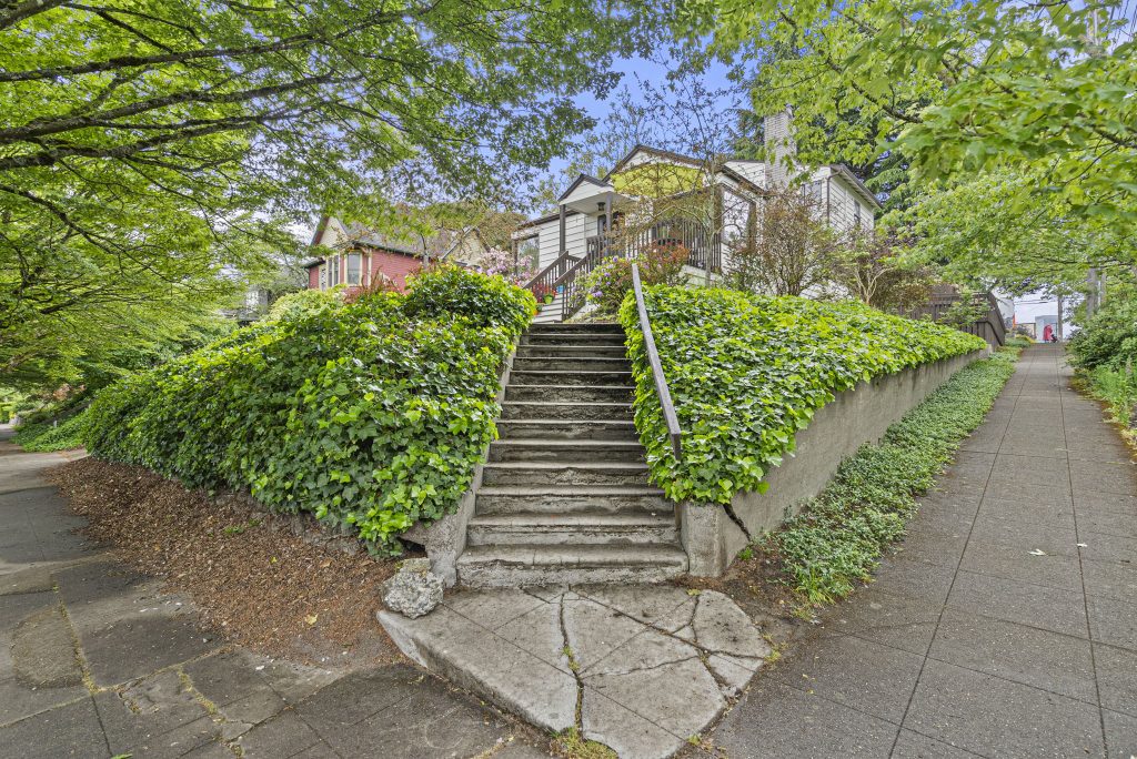 6-web-or-mls-731 19th Ave, Seattle, WA_Luminate Media_06